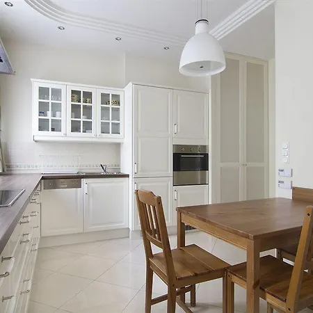 Westfield Arkadia P&o Serviced Apartment Warschau