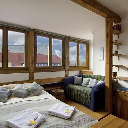 Westfield Arkadia P&o Serviced