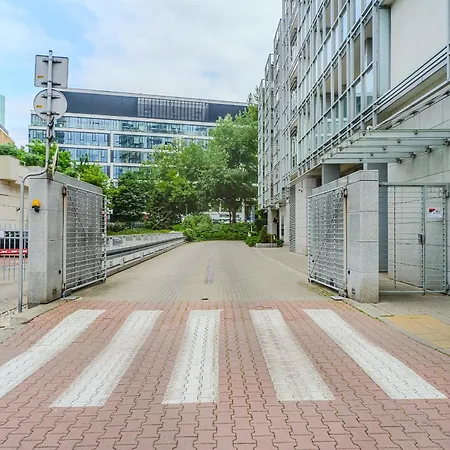 Westfield Arkadia P&o Serviced *